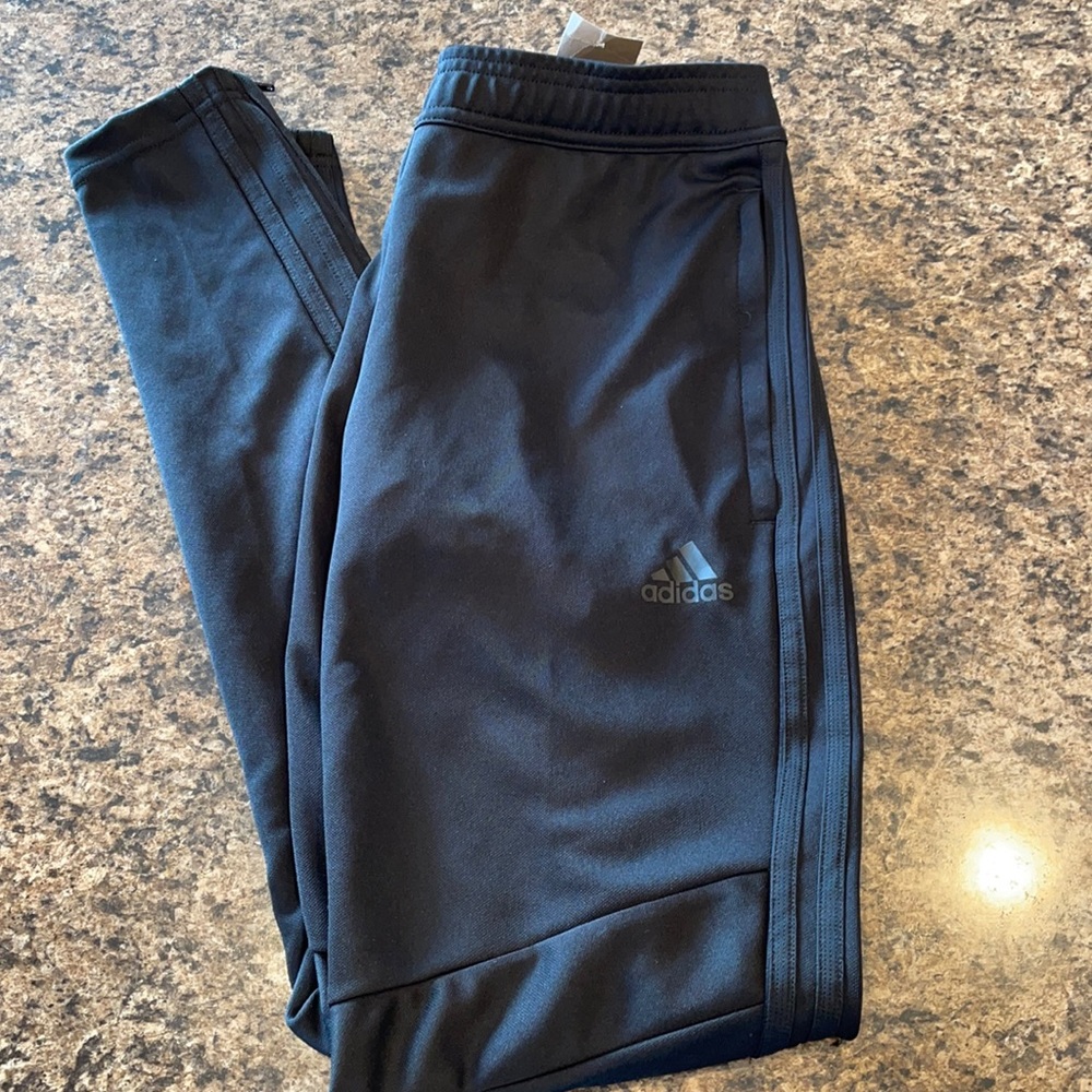 Womans’s Adidas Tiro19 pant